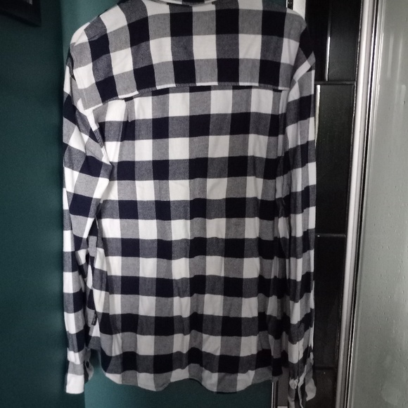 Wind River Women's Flannel Shirt SZ XL - Picture 2 of 5